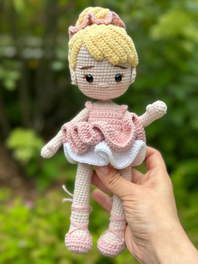 Blondie Ballerina Doll